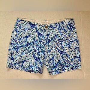 Lilly Pulitzer Jayne stretch 7” zip fly shorts.